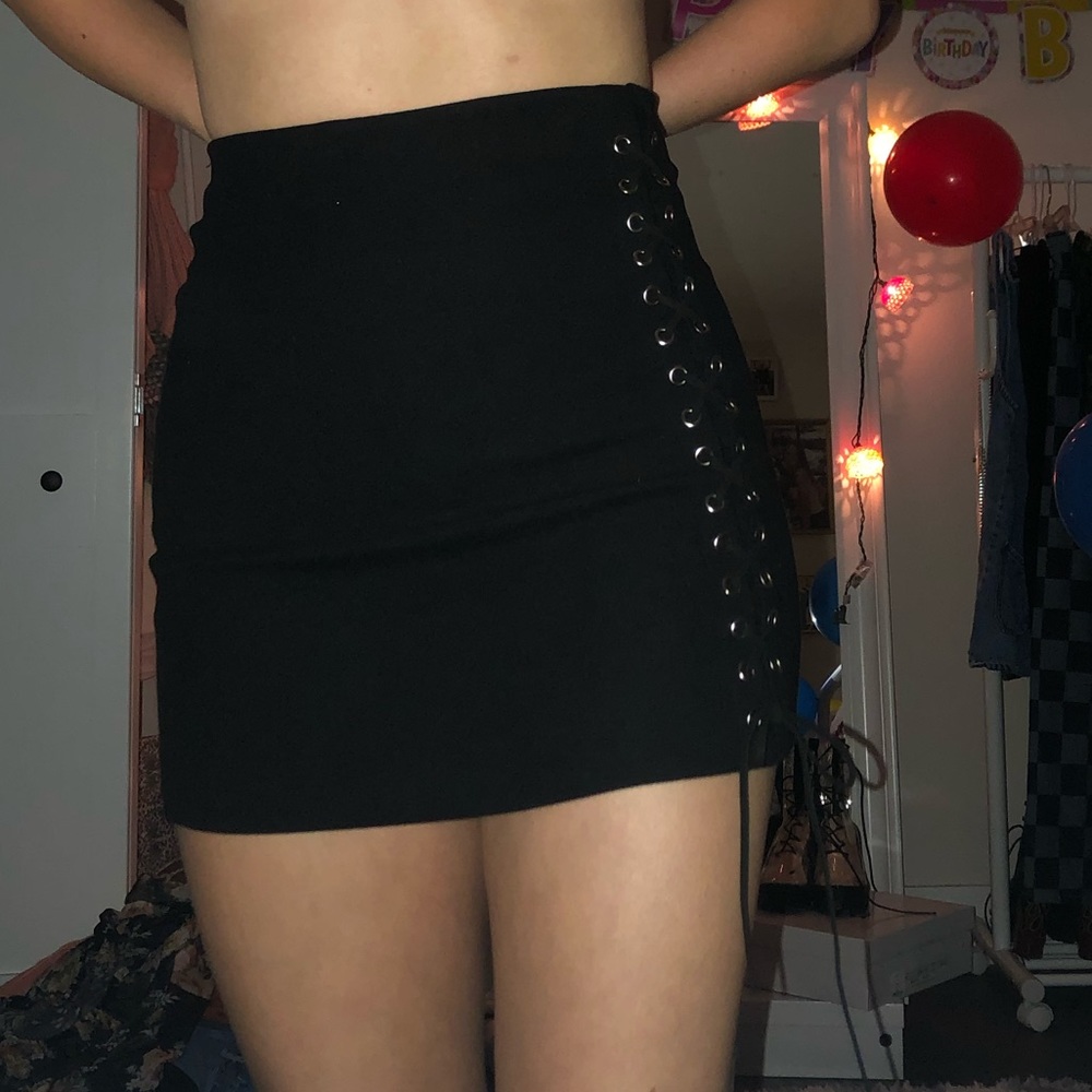 Lace up skirt